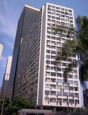 Santos Vahlis