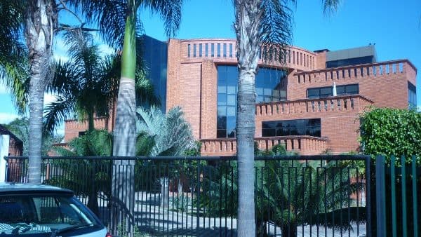 Centro Clínico Metrópolis