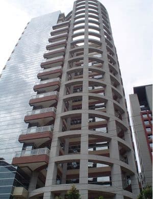 Atrium VII